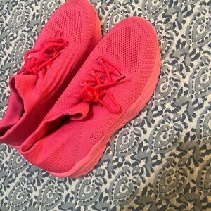 SHEIN Vibrant Pink Athletic Shoes